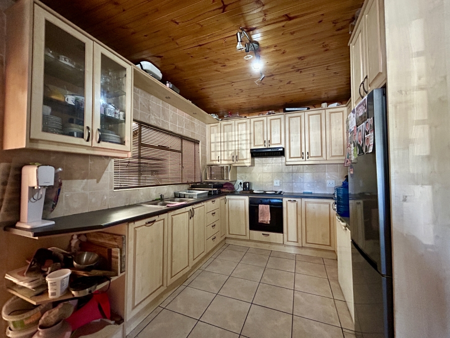 2 Bedroom Property for Sale in Fairfield Estate Western Cape